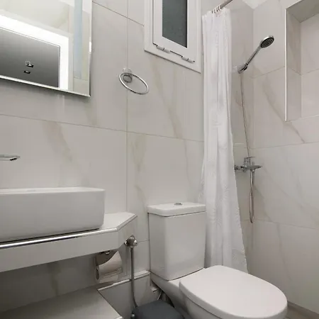 Royal View - Private Pool & Hot Tub Villa Romírion