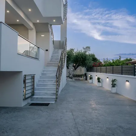 Royal View - Private Pool&hot Tub Villa *