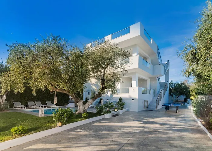 Βίλα Royal View - Private Pool & Hot Tub Ρομίρι