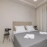 Royal View - Private Pool & Hot Tub Vilă