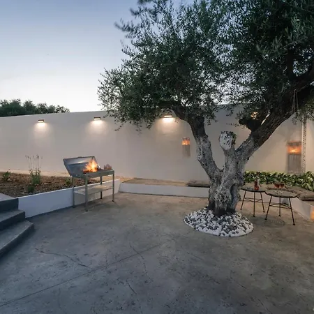 Royal View - Private Pool & Hot Tub Villa