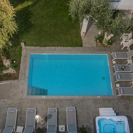 Royal View - Private Pool & Hot Tub