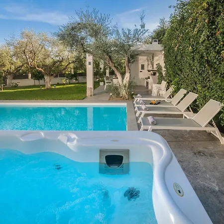 Villa Royal View - Private Pool & Hot Tub *