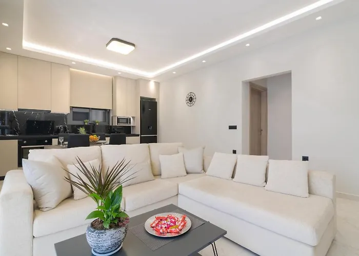Royal View - Private Pool & Hot Tub Vila *